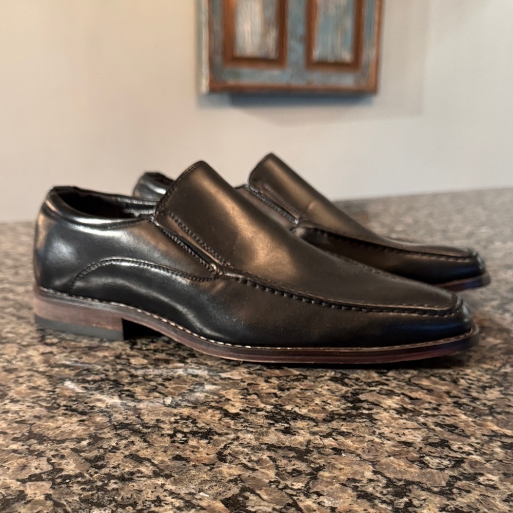 XRAY Classic Black Men's Loafers NWT 10